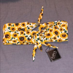 NEVER WORN ZAFUL TIE BIKINI TOP
